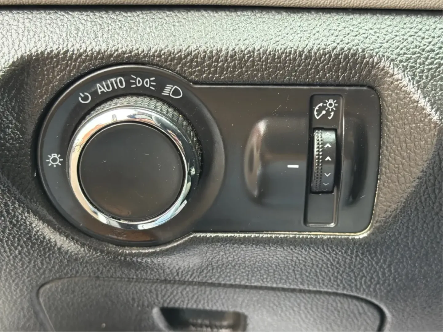 2015 Chevrolet Cruze LS Auto (1G1PA5SH8F7) with an ECOTEC 1.8L I-4 DOHC engine, 6-Speed Automatic transmission, located at 1951 S Dayton Lakeview Rd., New Carlisle, OH, 45344, (937) 908-9800, 39.890999, -84.050255 - **Drive Your Future with Confidence: 2015 Chevrolet Cruze at Advantage Car and Credit in New Carlisle, OH**<br /> <br /> Are you searching for a reliable and stylish vehicle that fits your busy lifestyle? Look no further than this 2015 Chevrolet Cruze, available now at Advantage Car and Credit in Ne - Photo#17