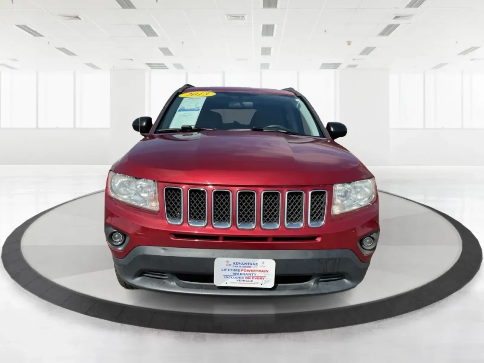 2013 Jeep Compass Latitude (1C4NJDEB6DD) with an 2.4L I-4 DOHC engine, located at 401 Woodman Dr, Riverside, OH, 45431, (937) 908-9800, 39.760899, -84.123421 - Are you ready to elevate your adventures and embrace a lifestyle filled with exploration? The 2013 Jeep Compass Latitude is the perfect companion for those who value versatility and comfort, making it an ideal choice for weekend getaways or daily commutes. This rugged yet refined SUV is now availabl - Photo#5