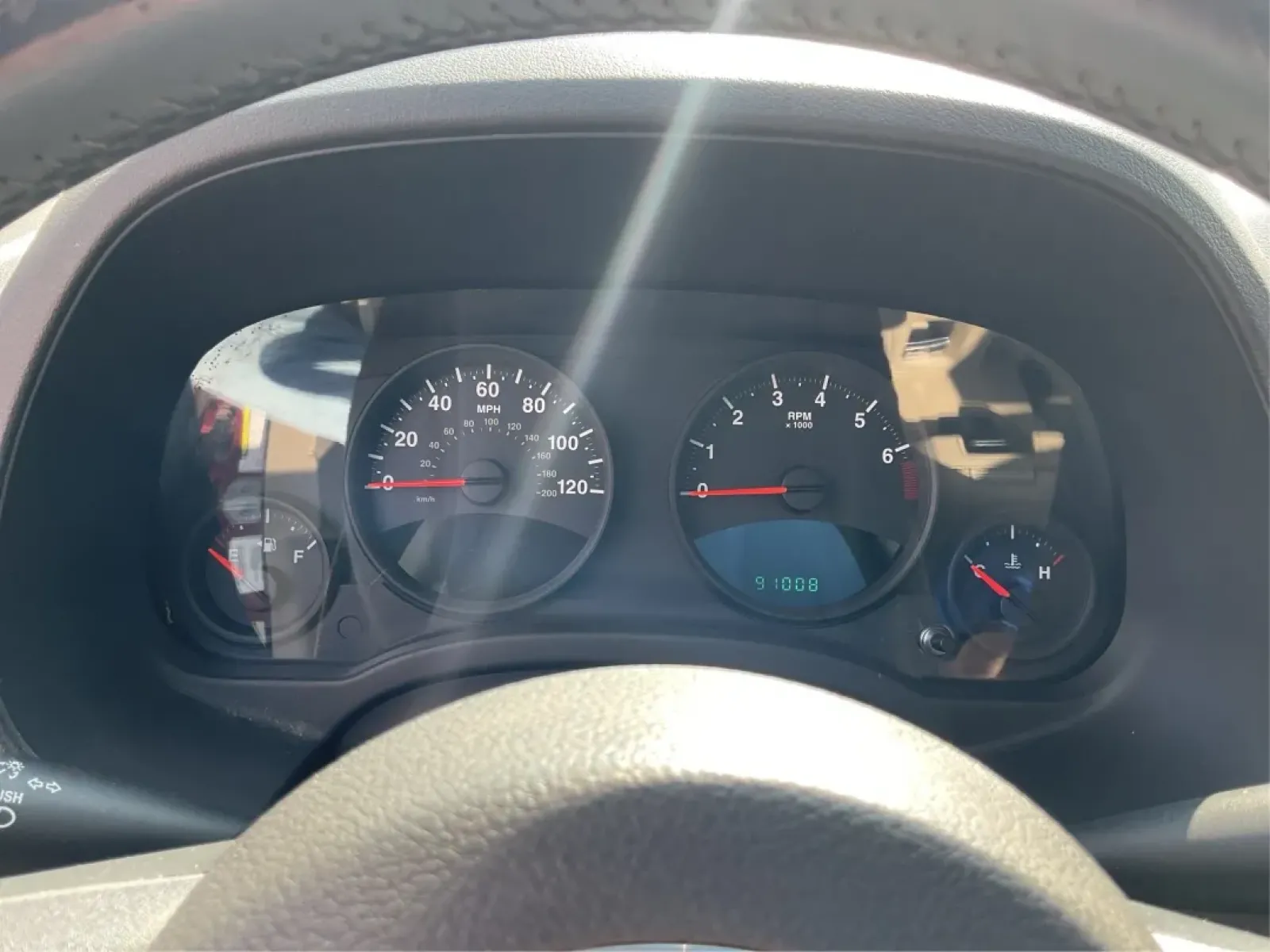 2013 Jeep Compass Latitude (1C4NJDEB6DD) with an 2.4L I-4 DOHC engine, located at 401 Woodman Dr, Riverside, OH, 45431, (937) 908-9800, 39.760899, -84.123421 - Are you ready to elevate your adventures and embrace a lifestyle filled with exploration? The 2013 Jeep Compass Latitude is the perfect companion for those who value versatility and comfort, making it an ideal choice for weekend getaways or daily commutes. This rugged yet refined SUV is now availabl - Photo#14