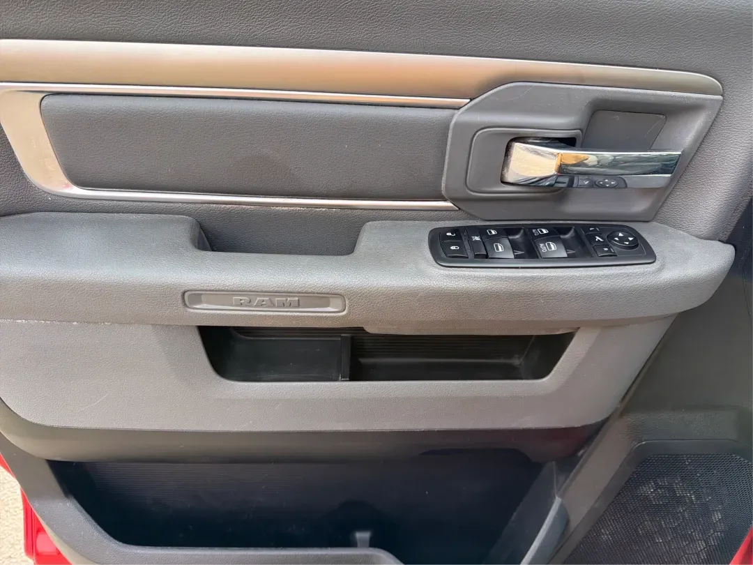 2019 Ram 1500 Big Horn Crew Cab 4x4 5'7 Box (1C6RR7LT5KS) with an HEMI 5.7L V-8 variable valve control engine, 8A transmission, located at 1951 S Dayton Lakeview Rd., New Carlisle, OH, 45344, (937) 908-9800, 39.890999, -84.050255 - **Hit the Road with Confidence: Your 2019 Ram 1500 Awaits at Advantage Car and Credit!**<br /> <br /> Are you ready to elevate your adventures, whether you're hauling gear for a weekend getaway or tackling daily commutes? Look no further than the stunning **2019 Ram 1500 Big Horn Crew Cab** availabl - Photo#18