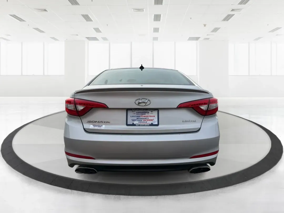 2015 Hyundai Sonata Limited (5NPE34AF8FH) with an 2.4L I-4 gasoline direct injection engine, located at 8750 N County Rd 25A, Piqua, OH, 45356, (937) 908-9800, 40.164391, -84.232513 - Are you in the market for a dependable vehicle that perfectly balances comfort, style, and performance? Look no further than the 2015 Hyundai Sonata Limited, available now at Advantage Car and Credit - Piqua. Whether you're commuting to work, running errands around town, or planning a family road tr - Photo#3