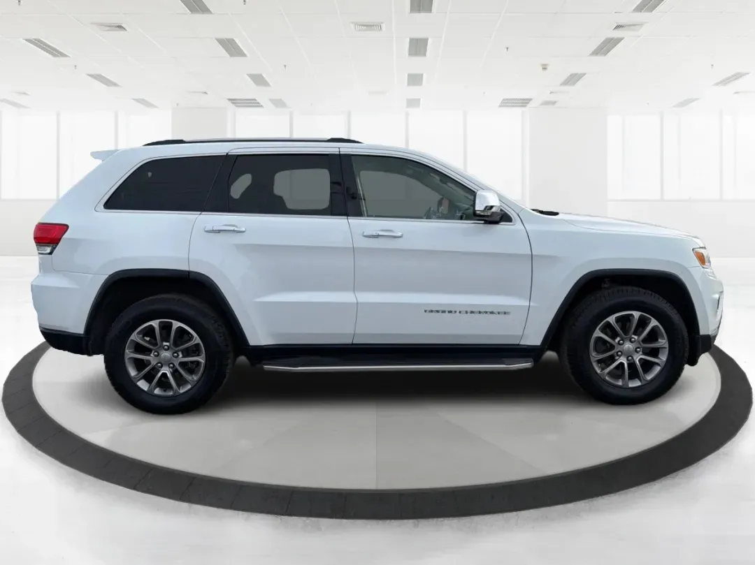 2016 Jeep Grand Cherokee Limited (1C4RJFBG8GC) with an Other engine, located at 8750 N County Rd 25A, Piqua, OH, 45356, (937) 908-9800, 40.164391, -84.232513 - Discover the ultimate blend of luxury and capability with this stunning 2016 Jeep Grand Cherokee Limited, now available at Advantage Car and Credit - Piqua! Perfect for those who crave adventure while needing a reliable vehicle for daily commuting or weekend family outings, this SUV is designed to e - Photo#1