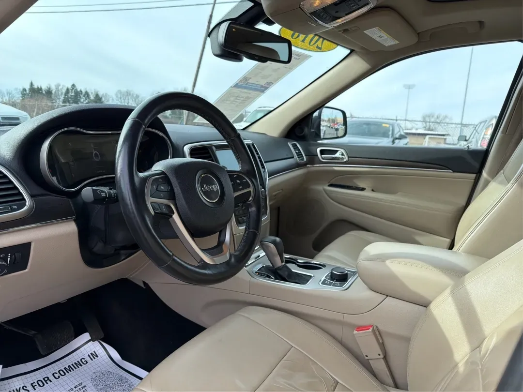 2016 Jeep Grand Cherokee Limited (1C4RJFBG8GC) with an Other engine, located at 8750 N County Rd 25A, Piqua, OH, 45356, (937) 908-9800, 40.164391, -84.232513 - Discover the ultimate blend of luxury and capability with this stunning 2016 Jeep Grand Cherokee Limited, now available at Advantage Car and Credit - Piqua! Perfect for those who crave adventure while needing a reliable vehicle for daily commuting or weekend family outings, this SUV is designed to e - Photo#9