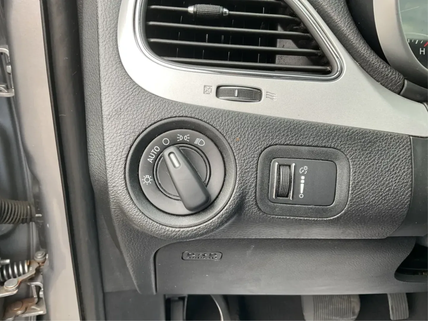 2017 Dodge Journey SE (3C4PDCAB2HT) with an Tigershark MultiAir 2.4L I-4 DOHC engine, located at 1951 S Dayton Lakeview Rd., New Carlisle, OH, 45344, (937) 908-9800, 39.890999, -84.050255 - **Unleash Your Family Adventures with the 2017 Dodge Journey at Advantage Car and Credit!**<br /> <br /> Are you searching for the perfect SUV to suit your growing family's needs or to make those weekend adventures more exciting? Look no further than this reliable and spacious **2017 Dodge Journey** - Photo#17