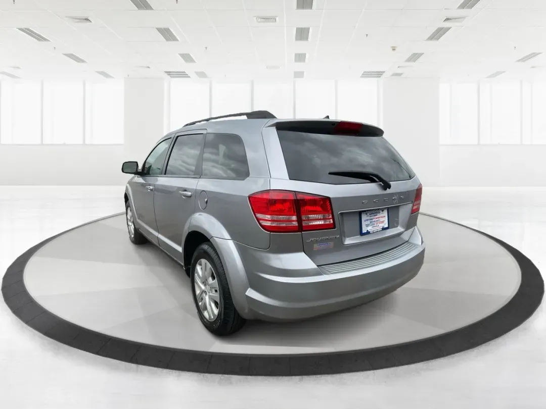 2017 Dodge Journey SE (3C4PDCAB2HT) with an Tigershark MultiAir 2.4L I-4 DOHC engine, located at 8750 N County Rd 25A, Piqua, OH, 45356, (937) 908-9800, 40.164391, -84.232513 - **Unleash Your Family Adventures with the 2017 Dodge Journey at Advantage Car and Credit!**<br /> <br /> Are you searching for the perfect SUV to suit your growing family's needs or to make those weekend adventures more exciting? Look no further than this reliable and spacious **2017 Dodge Journey** - Photo#4