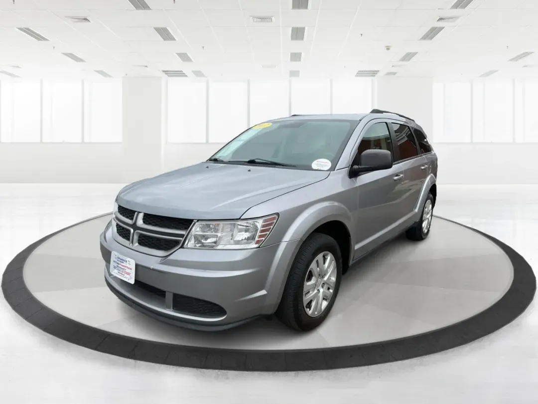 2017 Dodge Journey SE (3C4PDCAB2HT) with an Tigershark MultiAir 2.4L I-4 DOHC engine, located at 8750 N County Rd 25A, Piqua, OH, 45356, (937) 908-9800, 40.164391, -84.232513 - **Unleash Your Family Adventures with the 2017 Dodge Journey at Advantage Car and Credit!**<br /> <br /> Are you searching for the perfect SUV to suit your growing family's needs or to make those weekend adventures more exciting? Look no further than this reliable and spacious **2017 Dodge Journey** - Photo#8