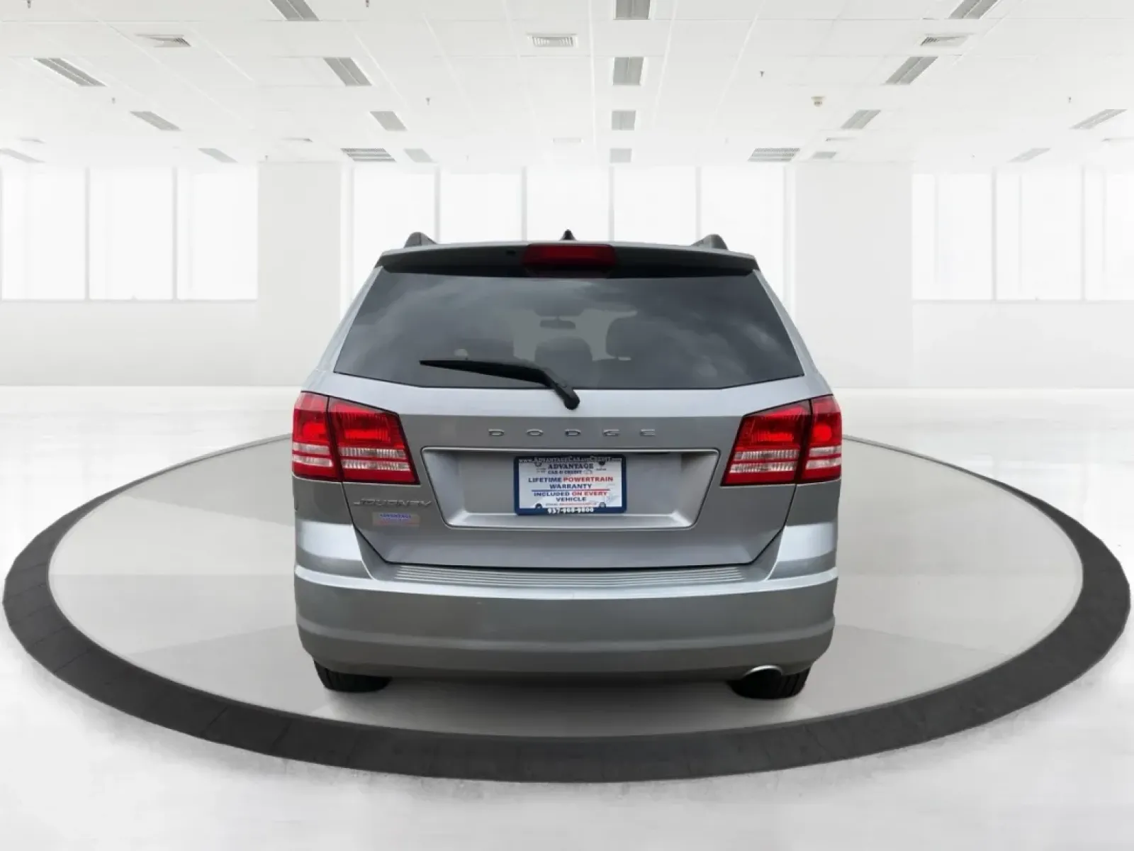 2017 Dodge Journey SE (3C4PDCAB2HT) with an Tigershark MultiAir 2.4L I-4 DOHC engine, located at 401 Woodman Dr, Riverside, OH, 45431, (937) 908-9800, 39.760899, -84.123421 - **Unleash Your Family Adventures with the 2017 Dodge Journey at Advantage Car and Credit!**<br /> <br /> Are you searching for the perfect SUV to suit your growing family's needs or to make those weekend adventures more exciting? Look no further than this reliable and spacious **2017 Dodge Journey** - Photo#3