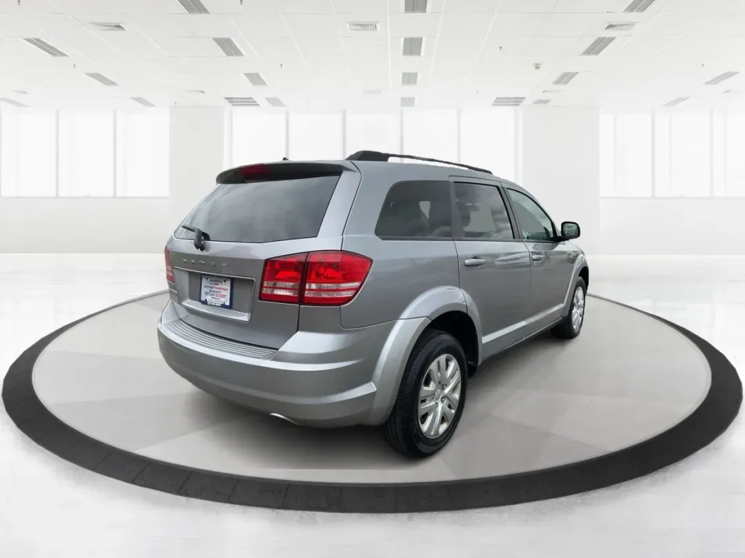 2017 Dodge Journey SE (3C4PDCAB2HT) with an Tigershark MultiAir 2.4L I-4 DOHC engine, 4A transmission, located at 1184 Kauffman Ave, Fairborn, OH, 45324, (937) 908-9800, 39.807072, -84.030914 - **Unleash Your Family Adventures with the 2017 Dodge Journey at Advantage Car and Credit!**<br /> <br /> Are you searching for the perfect SUV to suit your growing family's needs or to make those weekend adventures more exciting? Look no further than this reliable and spacious **2017 Dodge Journey** - Photo#2