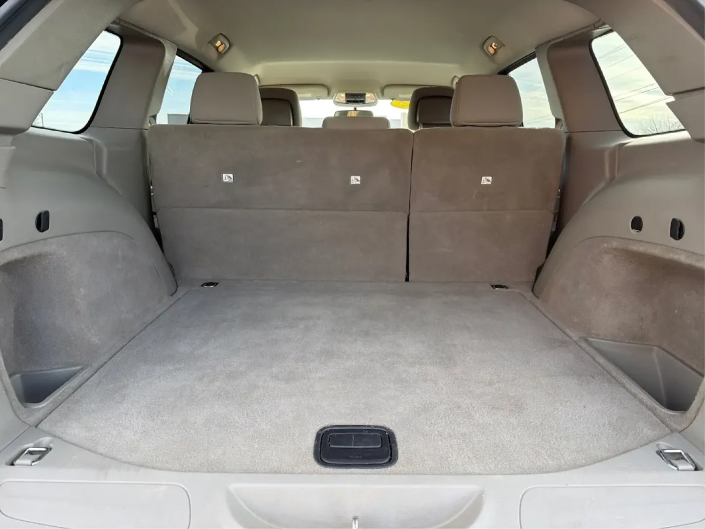 2012 Jeep Grand Cherokee Laredo (1C4RJFAG0CC) with an Other engine, located at 1099 N County Rd 25A , Troy, OH, 45373, (937) 908-9800, 40.057079, -84.212883 - **Adventure Awaits: Explore the Open Road in a 2012 Jeep Grand Cherokee Laredo!**<br /> <br /> If you're a weekend warrior or a growing family looking for your next adventure, this 2012 Jeep Grand Cherokee Laredo is the perfect fit for you! With its robust 4WD capabilities and spacious interior, you - Photo#12