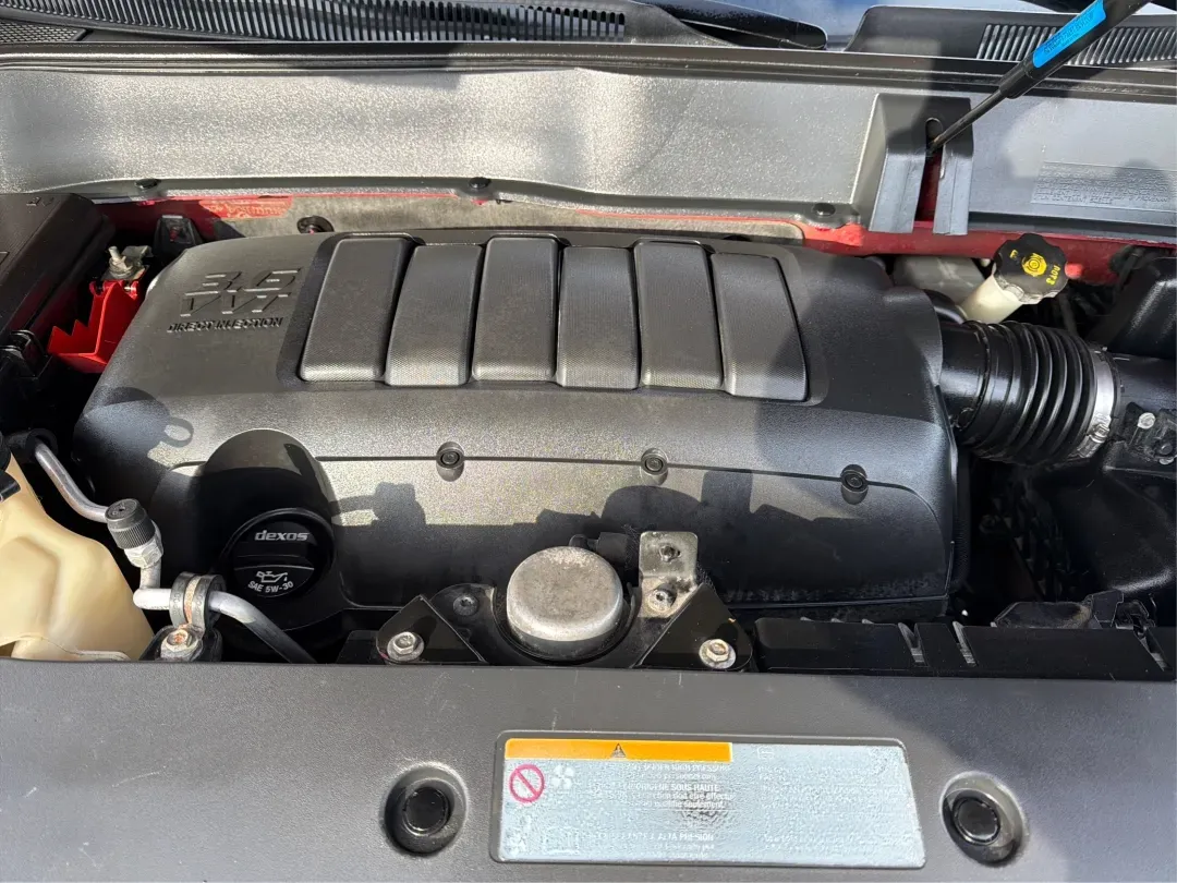 2014 Buick Enclave Leather (5GAKVBKD5EJ) with an 3.6L V-6 gasoline direct injection engine, 6-Speed Automatic Overdrive transmission, located at 1099 N County Rd 25A , Troy, OH, 45373, (937) 908-9800, 40.057079, -84.212883 - ### Discover Adventure in Style: 2014 Buick Enclave at Advantage Car and Credit<br /> <br /> Are you ready to elevate your family road trips or weekend adventures? The 2014 Buick Enclave, available now at Advantage Car and Credit in Fairborn, OH, is the perfect vehicle for those looking for comfort, - Photo#11