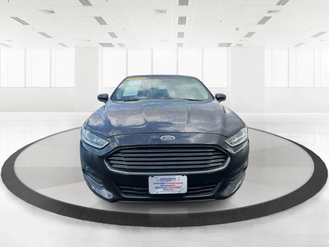 2014 Ford Fusion S (3FA6P0G75ER) with an Duratec 2.5L I-4 DOHC engine, located at 4508 South Dixie Dr, Moraine, OH, 45439, (937) 908-9800, 39.689976, -84.218452 - **Discover Your Next Adventure with the 2014 Ford Fusion at Advantage Car and Credit!**<br /> <br /> Are you ready to elevate your daily commute or embark on weekend road trips? The 2014 Ford Fusion at Advantage Car and Credit is your perfect companion for both. Its stylish design and dependable per - Photo#7