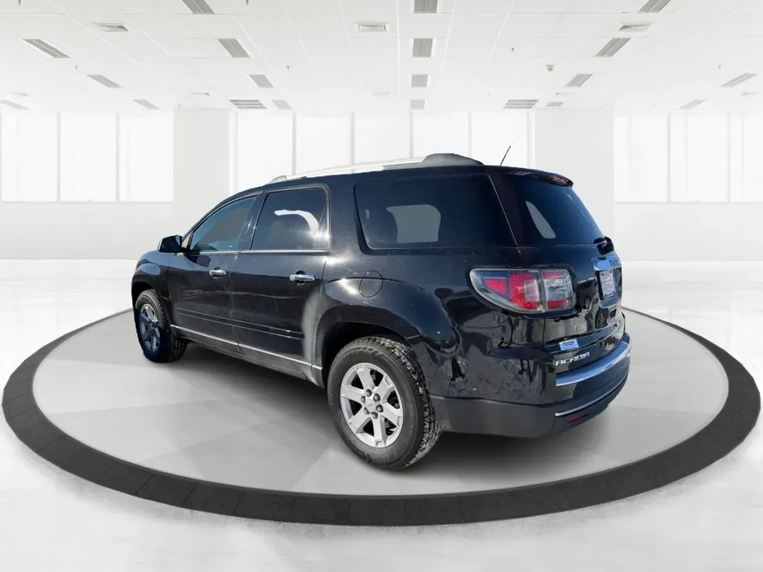 2016 GMC Acadia SLE-1 (1GKKVNED4GJ) with an 3.6L V-6 gasoline direct injection engine, located at 1099 N County Rd 25A , Troy, OH, 45373, (937) 908-9800, 40.057079, -84.212883 - **Adventure Awaits with the 2016 GMC Acadia at Advantage Car and Credit - Troy!**<br /> <br /> When it comes to family outings or weekend getaways, the 2016 GMC Acadia is your perfect travel companion. Designed for those who crave the ideal blend of comfort, space, and versatility, this SUV is just - Photo#4