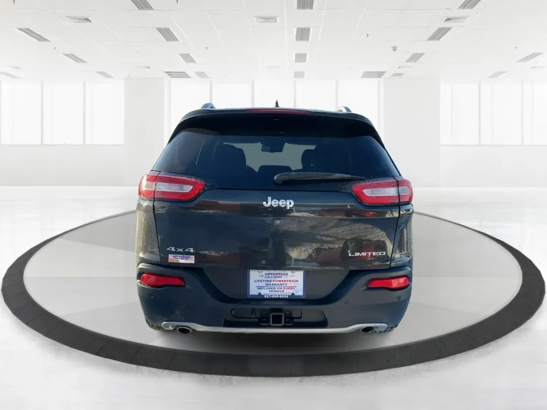 2014 Jeep Cherokee Limited (1C4PJMDS5EW) with an Other engine, located at 1099 N County Rd 25A , Troy, OH, 45373, (937) 908-9800, 40.057079, -84.212883 - Discover the perfect blend of versatility and style with the 2014 Jeep Cherokee Limited, now available at Advantage Car and Credit in Troy, OH! Whether you're navigating the daily grind or embarking on weekend adventures, this crossover SUV is designed to enhance your lifestyle, making it an ideal c - Photo#3