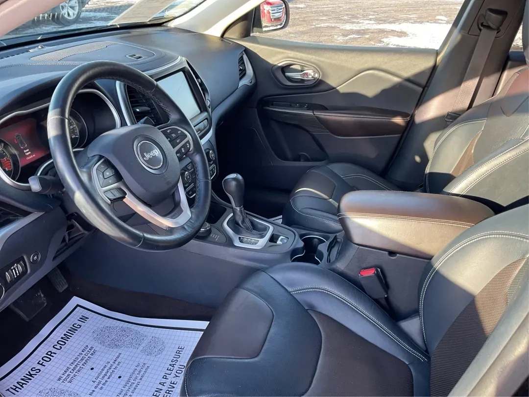 2014 Jeep Cherokee Limited (1C4PJMDS5EW) with an Other engine, located at 1099 N County Rd 25A , Troy, OH, 45373, (937) 908-9800, 40.057079, -84.212883 - Discover the perfect blend of versatility and style with the 2014 Jeep Cherokee Limited, now available at Advantage Car and Credit in Troy, OH! Whether you're navigating the daily grind or embarking on weekend adventures, this crossover SUV is designed to enhance your lifestyle, making it an ideal c - Photo#9