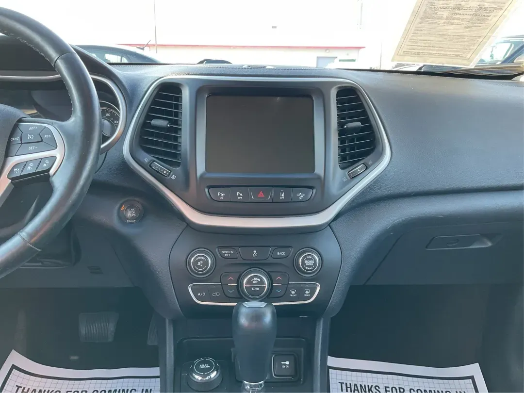 2014 Jeep Cherokee Limited (1C4PJMDS5EW) with an Other engine, located at 1099 N County Rd 25A , Troy, OH, 45373, (937) 908-9800, 40.057079, -84.212883 - Discover the perfect blend of versatility and style with the 2014 Jeep Cherokee Limited, now available at Advantage Car and Credit in Troy, OH! Whether you're navigating the daily grind or embarking on weekend adventures, this crossover SUV is designed to enhance your lifestyle, making it an ideal c - Photo#13