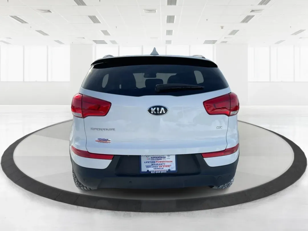 2016 Kia Sportage EX (KNDPCCAC2G7) with an Theta II 2.4L I-4 gasoline direct injection engine, located at 8750 N County Rd 25A, Piqua, OH, 45356, (937) 908-9800, 40.164391, -84.232513 - ### Elevate Your Adventures with the 2016 Kia Sportage EX from Advantage Car and Credit - Piqua!<br /> <br /> Are you ready to embrace a lifestyle filled with adventure and comfort? Whether you're a growing family, a daily commuter, or someone who loves weekend getaways, the 2016 Kia Sportage EX is - Photo#3