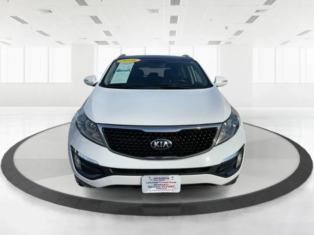 2016 Kia Sportage EX (KNDPCCAC2G7) with an Theta II 2.4L I-4 gasoline direct injection engine, located at 8750 N County Rd 25A, Piqua, OH, 45356, (937) 908-9800, 40.164391, -84.232513 - ### Elevate Your Adventures with the 2016 Kia Sportage EX from Advantage Car and Credit - Piqua!<br /> <br /> Are you ready to embrace a lifestyle filled with adventure and comfort? Whether you're a growing family, a daily commuter, or someone who loves weekend getaways, the 2016 Kia Sportage EX is - Photo#7