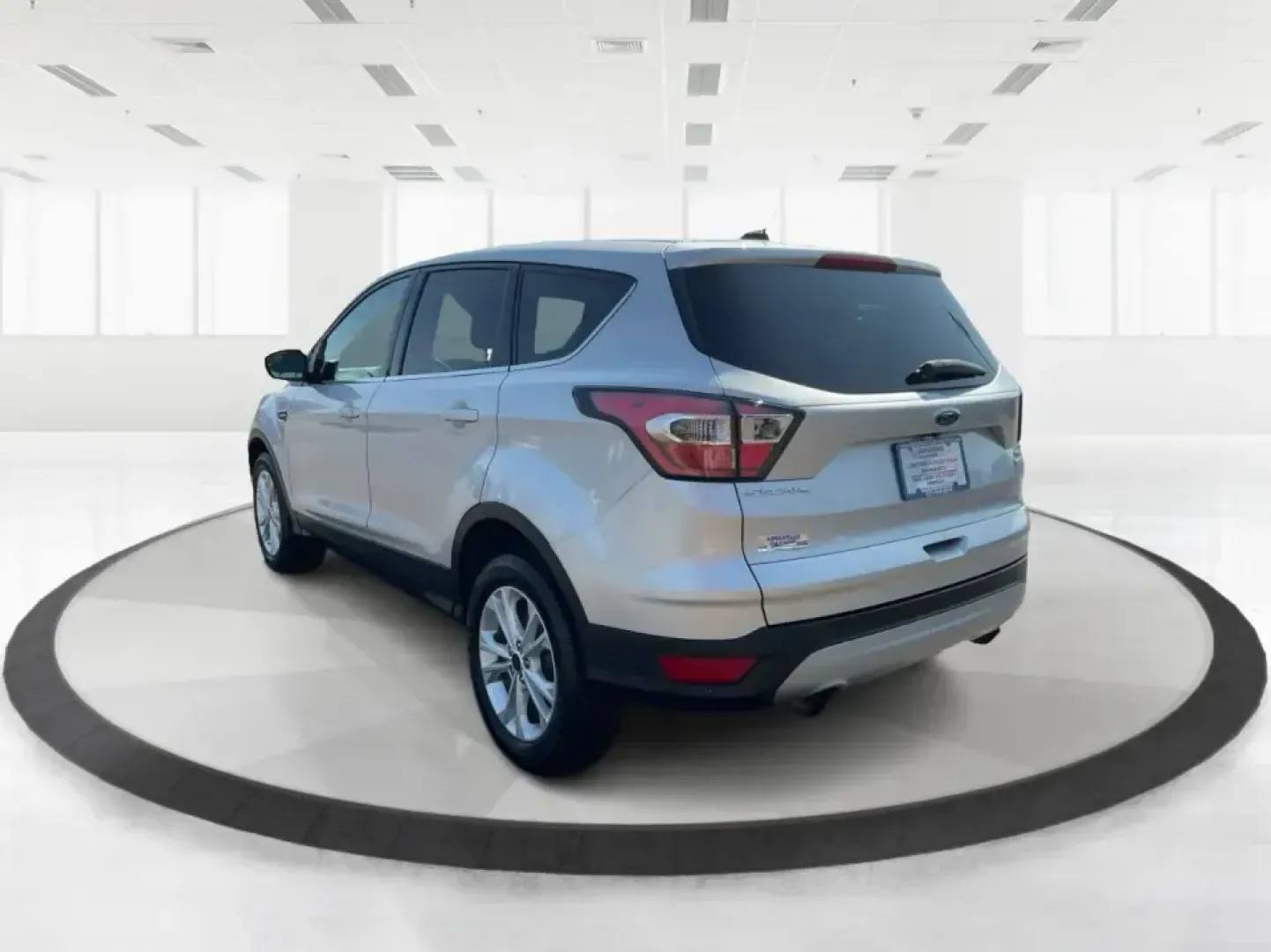 2017 Ford Escape SE (1FMCU9GD4HU) with an 1.5L L4 DOHC 16V engine, 6A transmission, located at 401 Woodman Dr, Riverside, OH, 45431, (937) 908-9800, 39.760899, -84.123421 - **Adventure Awaits in This 2017 Ford Escape SE Perfect for Your Next Journey!**<br /> <br /> If you're looking for a versatile vehicle that meets the needs of an active lifestyle, the 2017 Ford Escape SE is the perfect choice for adventurous families or budget-conscious commuters. With ample room f - Photo#4