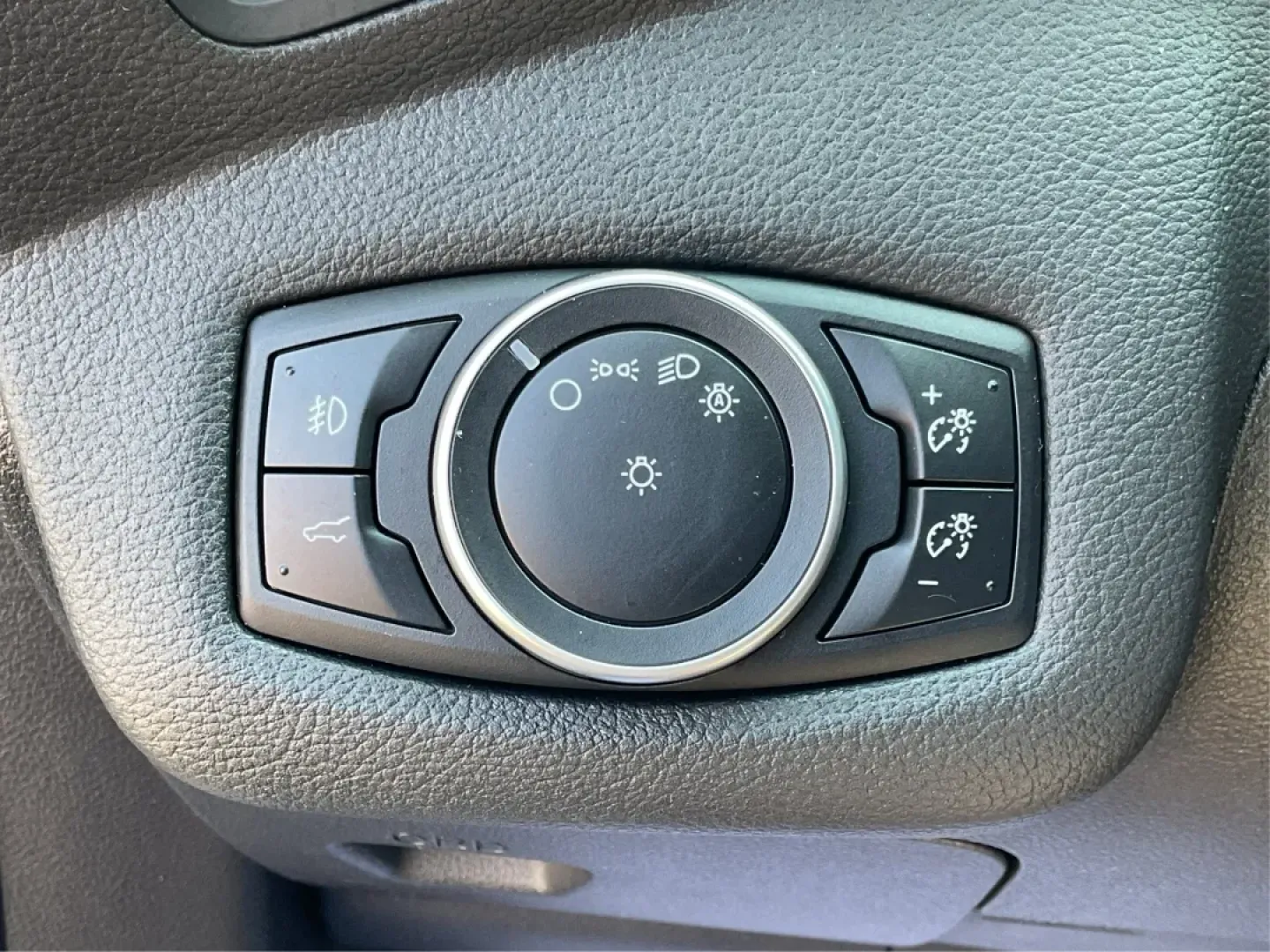 2017 Ford Escape SE (1FMCU9GD4HU) with an Other engine, located at 1951 S Dayton Lakeview Rd., New Carlisle, OH, 45344, (937) 908-9800, 39.890999, -84.050255 - **Adventure Awaits in This 2017 Ford Escape SE Perfect for Your Next Journey!**<br /> <br /> If you're looking for a versatile vehicle that meets the needs of an active lifestyle, the 2017 Ford Escape SE is the perfect choice for adventurous families or budget-conscious commuters. With ample room f - Photo#17