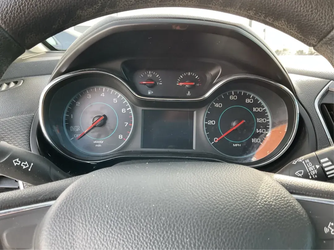 2019 Chevrolet Cruze LT (3G1BE6SM6KS) with an 1.4L I-4 gasoline direct injection engine, 6A transmission, located at 1184 Kauffman Ave, Fairborn, OH, 45324, (937) 908-9800, 39.807072, -84.030914 - ### Explore Life in Style with the 2019 Chevrolet Cruze LT Hatchback Perfect for Every Journey!<br /> <br /> Are you ready to elevate your daily commute or weekend adventures? The 2019 Chevrolet Cruze LT Hatchback offers a blend of efficiency, comfort, and style that suits a variety of lifestyles. - Photo#15