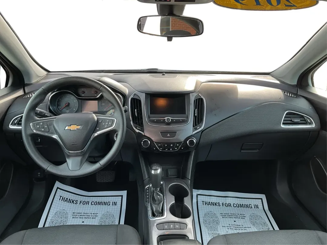 2019 Chevrolet Cruze LT (3G1BE6SM6KS) with an 1.4L I-4 gasoline direct injection engine, 6A transmission, located at 1184 Kauffman Ave, Fairborn, OH, 45324, (937) 908-9800, 39.807072, -84.030914 - ### Explore Life in Style with the 2019 Chevrolet Cruze LT Hatchback Perfect for Every Journey!<br /> <br /> Are you ready to elevate your daily commute or weekend adventures? The 2019 Chevrolet Cruze LT Hatchback offers a blend of efficiency, comfort, and style that suits a variety of lifestyles. - Photo#18