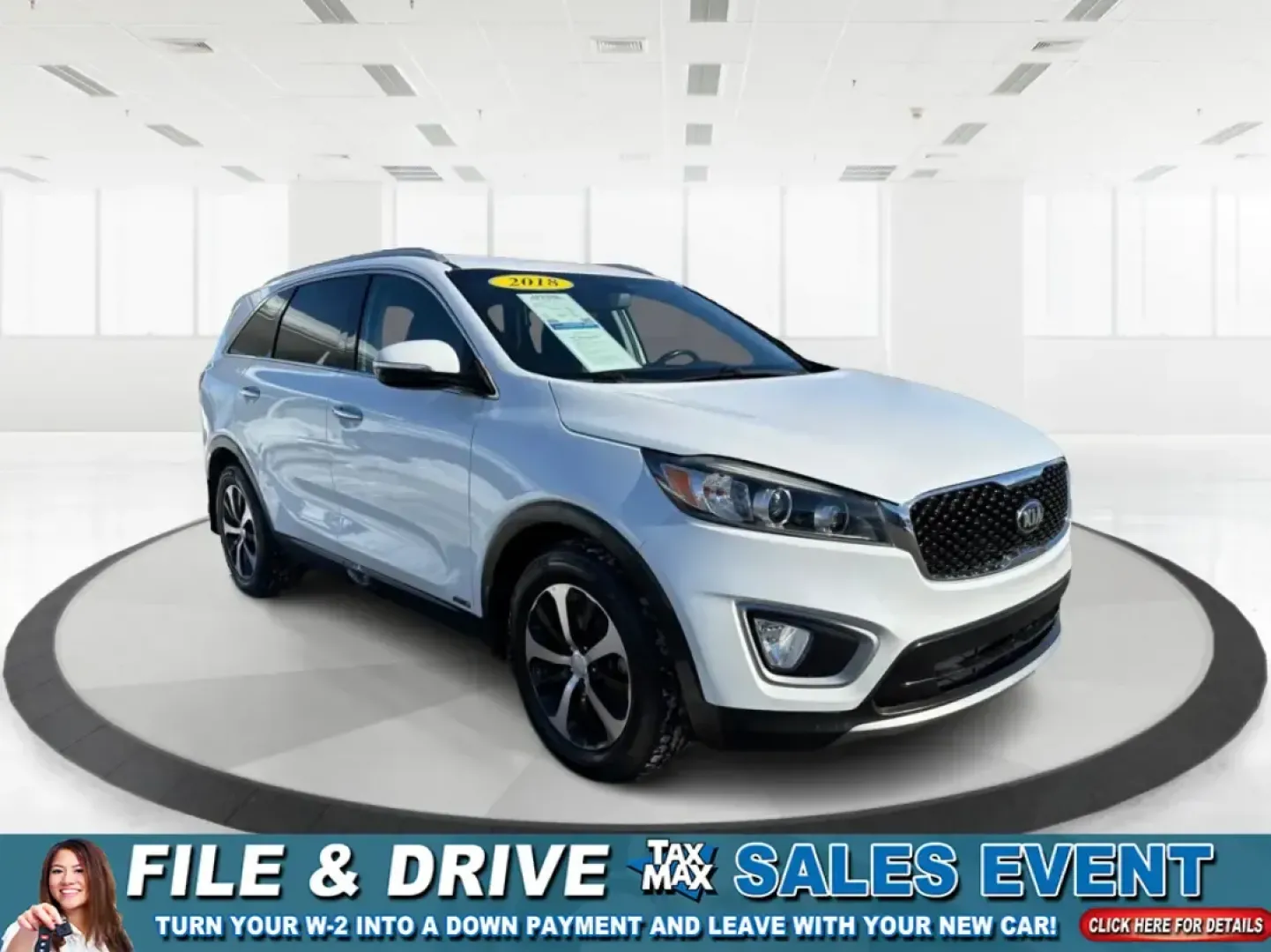2018 Kia Sorento 2.0T EX (5XYPHDA11JG) with an 2L I-4 gasoline direct injection engine, 6A transmission, located at 8750 N County Rd 25A, Piqua, OH, 45356, (937) 908-9800, 40.164391, -84.232513 - Experience the freedom of adventure with the 2018 Kia Sorento EX, available at Advantage Car and Credit in Vandalia, OH! This SUV is not just a vehicle; it's a companion for families, commuters, and weekend explorers alike. With its robust features and versatile design, the Sorento is perfect for ev - Photo#0