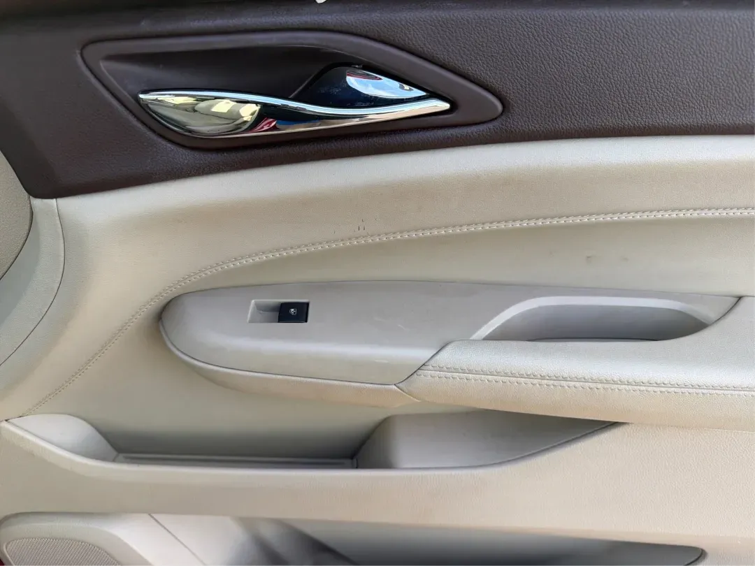 2011 Cadillac SRX Luxury Collection (3GYFNAEY4BS) with an Ecotec 3L V-6 gasoline direct injection engine, 6-Speed Automatic transmission, located at 401 Woodman Dr, Riverside, OH, 45431, (937) 908-9800, 39.760899, -84.123421 - **Discover Luxury and Versatility with the 2011 Cadillac SRX at Advantage Car and Credit Riverside!**<br /> <br /> Are you in the market for a stylish SUV that perfectly suits your busy lifestyle? Look no further than the stunning 2011 Cadillac SRX, available now at Advantage Car and Credit in Rive - Photo#20