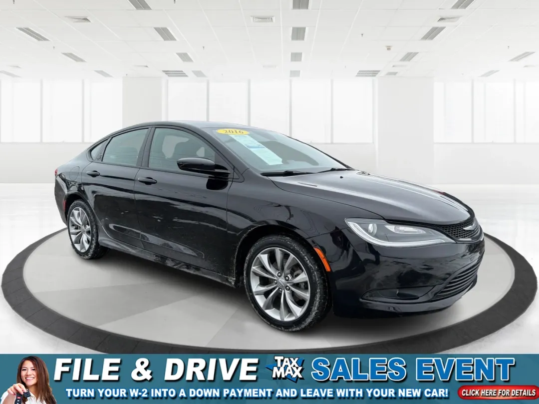 2016 Chrysler 200 S