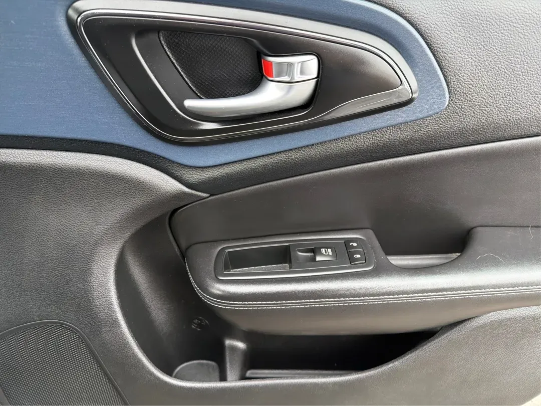 2016 Chrysler 200 S (1C3CCCBB9GN) with an Pentastar 3.6L V-6 DOHC engine, 9A transmission, located at 1951 S Dayton Lakeview Rd., New Carlisle, OH, 45344, (937) 908-9800, 39.890999, -84.050255 - Elevate your driving experience and embrace adventure with the 2016 Chrysler 200 S, now available at Advantage Car and Credit, your trusted Buy Here Pay Here dealership located at 1951 S Dayton-Lakeview Rd, New Carlisle, OH 45344. Whether you're commuting through the bustling streets of New Carlisle - Photo#20