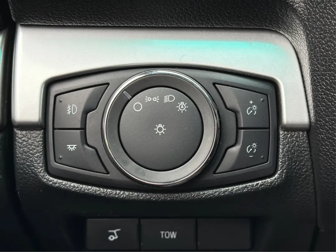 2016 Ford Explorer XLT (1FM5K8D89GG) with an EcoBoost 2.3L I-4 gasoline direct injection engine, 6-Speed Automatic transmission, located at 1951 S Dayton Lakeview Rd., New Carlisle, OH, 45344, (937) 908-9800, 39.890999, -84.050255 - Looking for a versatile and reliable vehicle that can accommodate your family adventures, weekend getaways, and daily commutes? Look no further than the 2016 Ford Explorer XLT, available now at Advantage Car and Credit in New Carlisle, OH. With a spacious interior and advanced technology features, t - Photo#17