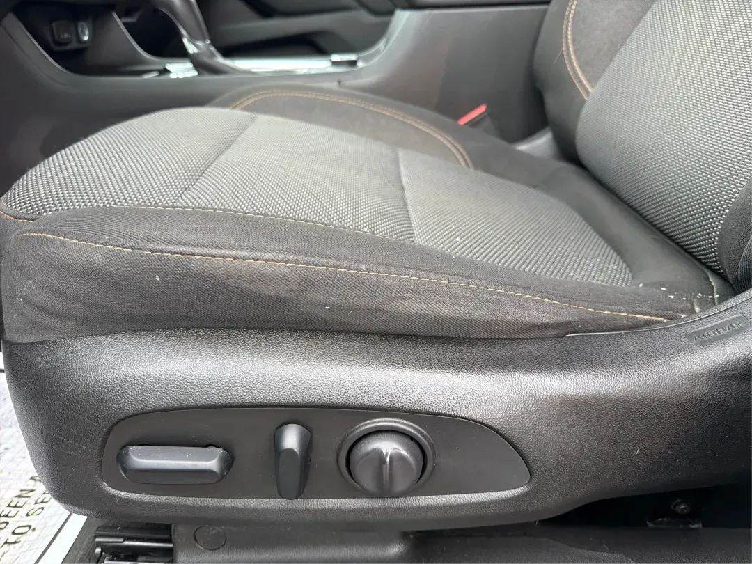 2018 Chevrolet Traverse 1LT (1GNERGKW2JJ) with an 3.6L V-6 gasoline direct injection engine, 9A transmission, located at 1951 S Dayton Lakeview Rd., New Carlisle, OH, 45344, (937) 908-9800, 39.890999, -84.050255 - **Conquer Every Adventure with the 2018 Chevrolet Traverse!** <br /> <br /> Are you ready to embark on exhilarating weekend getaways or tackle the daily grind with the perfect blend of comfort and reliability? Look no further than this stunning 2018 Chevrolet Traverse at Advantage Car and Credit in - Photo#18