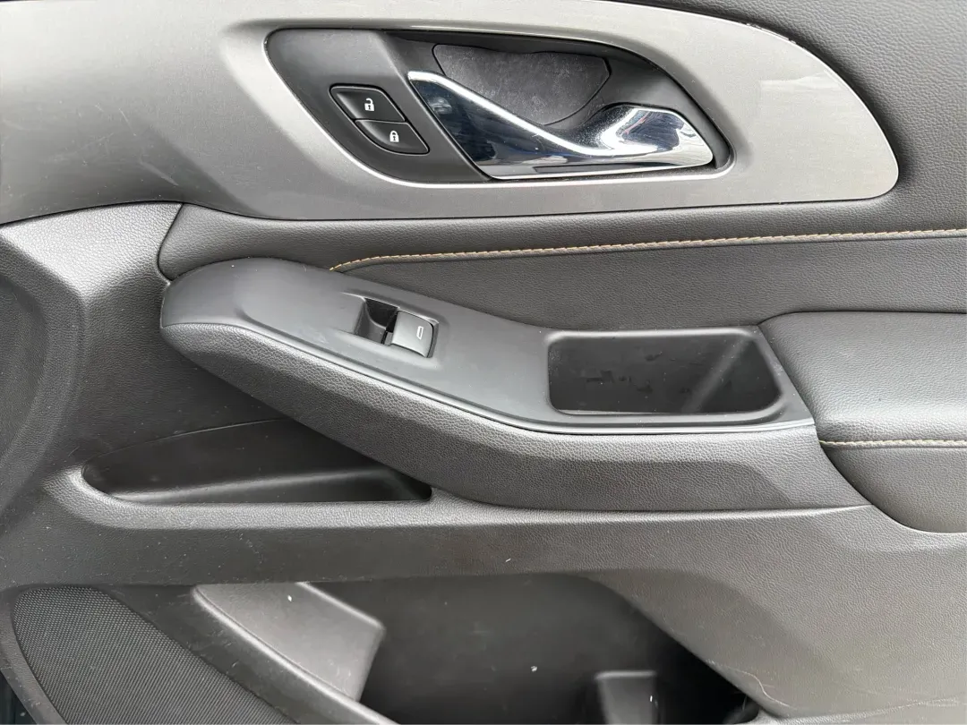 2018 Chevrolet Traverse 1LT (1GNERGKW2JJ) with an 3.6L V-6 gasoline direct injection engine, 9A transmission, located at 1951 S Dayton Lakeview Rd., New Carlisle, OH, 45344, (937) 908-9800, 39.890999, -84.050255 - **Conquer Every Adventure with the 2018 Chevrolet Traverse!** <br /> <br /> Are you ready to embark on exhilarating weekend getaways or tackle the daily grind with the perfect blend of comfort and reliability? Look no further than this stunning 2018 Chevrolet Traverse at Advantage Car and Credit in - Photo#20