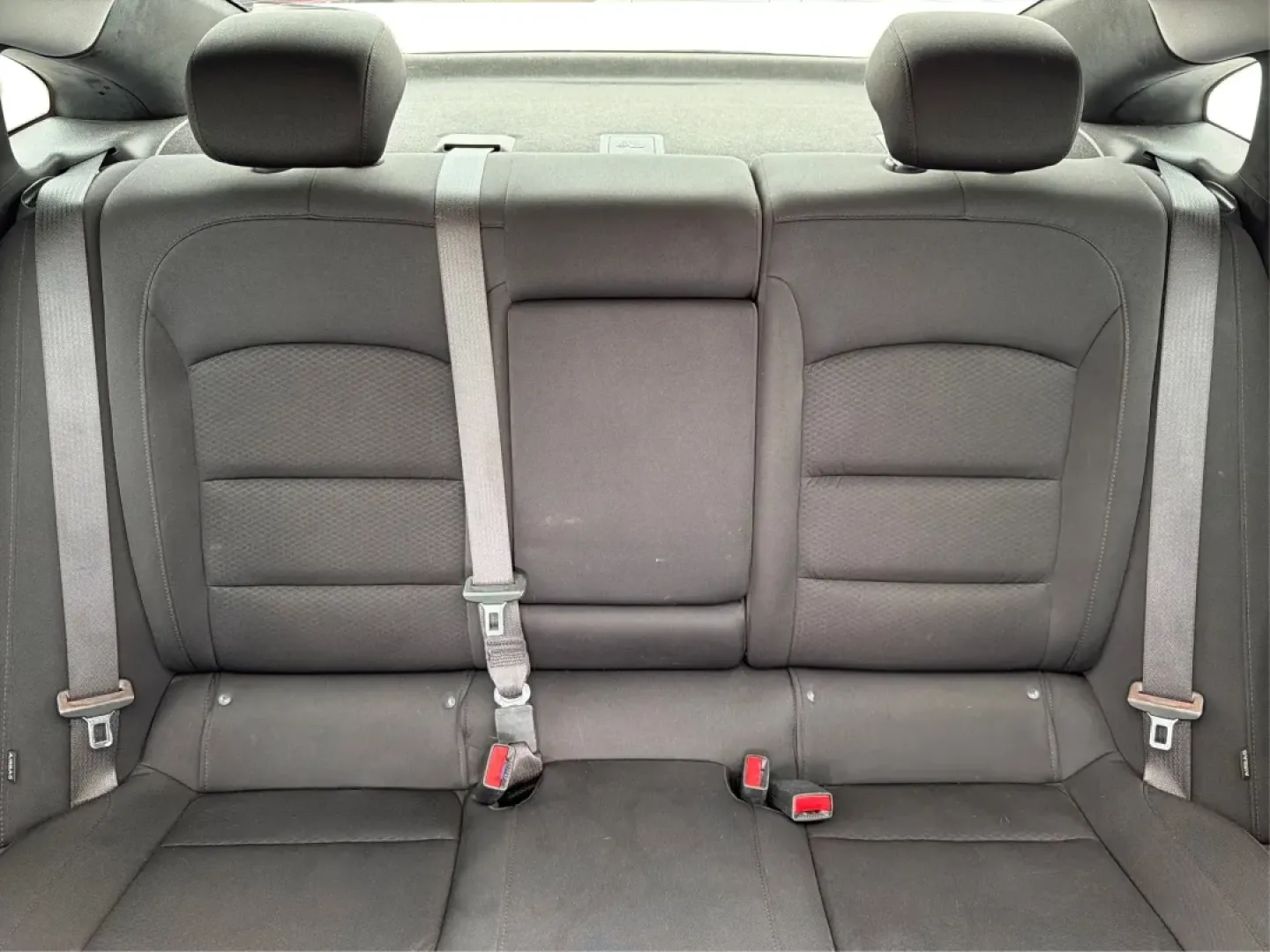 2020 Chevrolet Malibu FWD LT (1G1ZD5ST9LF) with an ECOTEC 1.5L I-4 gasoline direct injection engine, 6A transmission, located at 1184 Kauffman Ave, Fairborn, OH, 45324, (937) 908-9800, 39.807072, -84.030914 - ### Discover the 2020 Chevrolet Malibu LT: Your Perfect Commuter and Family Sedan!<br /> <br /> Are you searching for a reliable vehicle that blends comfort and efficiency for your daily commute or family outings? Look no further than the 2020 Chevrolet Malibu LT available at Advantage Car and Credi - Photo#14