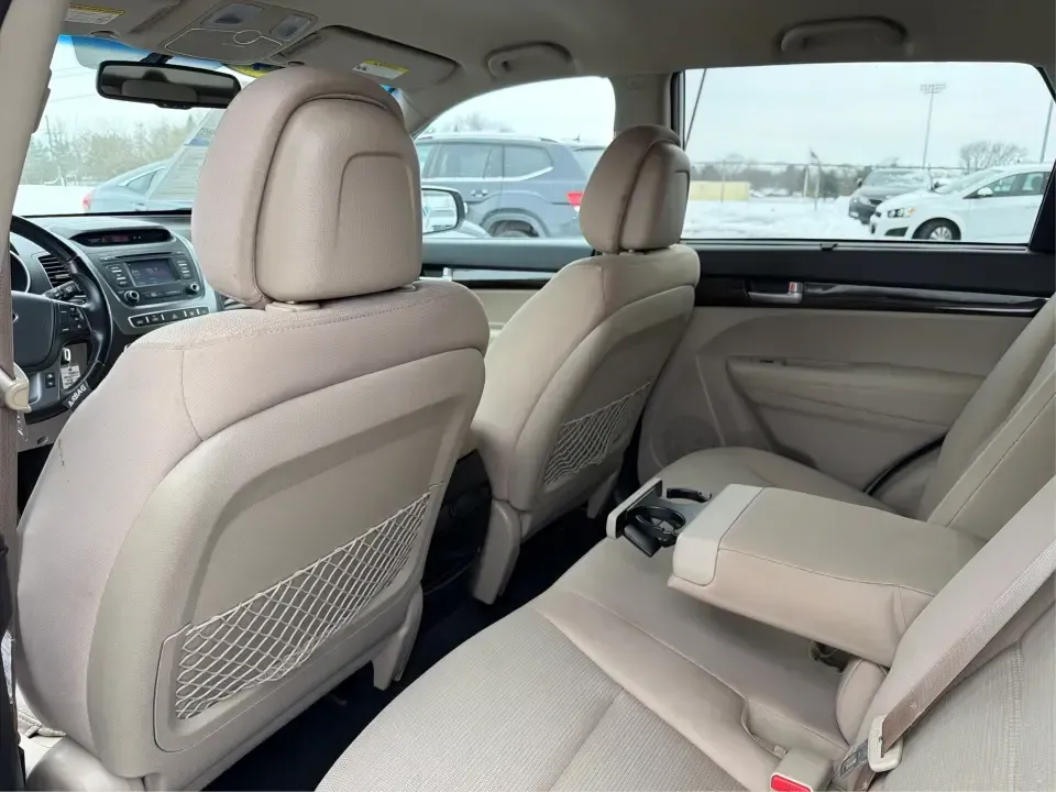 2014 Kia Sorento LX (5XYKT3A64EG) with an 2.4L I-4 gasoline direct injection engine, 6-Speed Automatic transmission, located at 4508 South Dixie Dr, Moraine, OH, 45439, (937) 908-9800, 39.689976, -84.218452 - **Discover the 2014 Kia Sorento LX: Your Family's Perfect Adventure Companion!**<br /> <br /> Are you searching for a reliable SUV that effortlessly blends comfort, style, and functionality? Look no further than the 2014 Kia Sorento LX, available at Advantage Car and Credit in Troy, OH. This spaciou - Photo#10