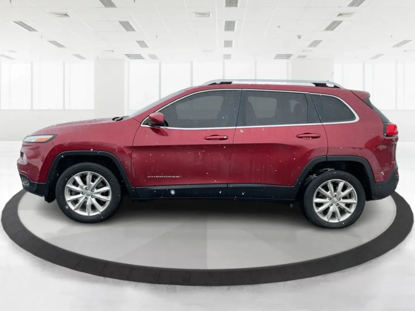 2015 Jeep Cherokee Limited (1C4PJMDS8FW) with an 3.2L V6 DOHC 24V engine, 9-Speed Automatic transmission, located at 1184 Kauffman Ave, Fairborn, OH, 45324, (937) 908-9800, 39.807072, -84.030914 - Need a dependable SUV that can handle Ohio weather, busy commutes, and spontaneous weekend escapes without draining your budget? This 2015 Jeep Cherokee Limited 4WD in Deep Cherry Red Crystal Pearlcoat is built for real life in Fairborn-whether you're shuttling kids to activities, commuting toward W - Photo#5