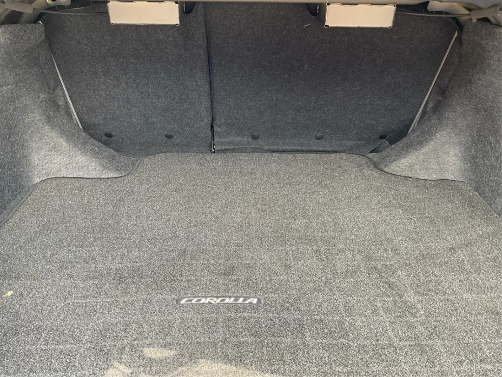2012 Toyota Corolla LE (2T1BU4EEXCC) with an 1.8L I-4 DOHC engine, located at 401 Woodman Dr, Riverside, OH, 45431, (937) 908-9800, 39.760899, -84.123421 - **Discover Your New Adventure with the 2012 Toyota Corolla LE at Advantage Car and Credit!**<br /> <br /> Are you in the market for a reliable sedan that perfectly balances your daily commute with weekend adventures? Look no further than the 2012 Toyota Corolla LE, available now at Advantage Car and - Photo#12