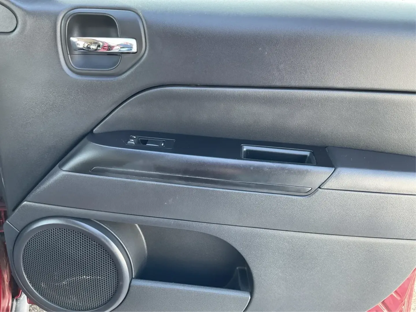 2017 Jeep Patriot High Altitude 4x4 (1C4NJRFB4HD) with an 2.4L I-4 DOHC engine, located at 8750 N County Rd 25A, Piqua, OH, 45356, (937) 908-9800, 40.164391, -84.232513 - Weekend getaways to Indian Lake, snowy commutes up I75, or daily school-and-work runs around Miami County-this 2017 Jeep Patriot High Altitude 4x4 is built for the kind of life that doesn't pause for Ohio weather. With SUV versatility, confident 4WD capability, and a comfortable, well-equipped cabin - Photo#19