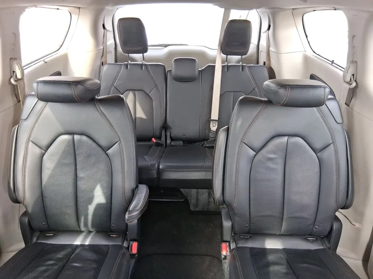 2017 Chrysler Pacifica Touring-L Plus (2C4RC1EG7HR) with an Pentastar 3.6L V-6 DOHC engine, 9A transmission, located at 1951 S Dayton Lakeview Rd., New Carlisle, OH, 45344, (937) 908-9800, 39.890999, -84.050255 - Load up the kids, the gear, and the playlist-this 2017 Chrysler Pacifica Touring-L Plus is built for real life in New Carlisle, from school drop-offs and long commutes to weekend trips out toward Buck Creek State Park. If you've been hunting for a comfortable, family-ready passenger van with premium - Photo#13