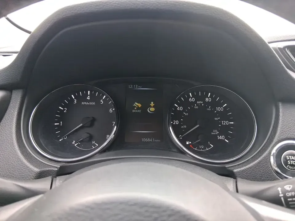 2017 Nissan Rogue SV (5N1AT2MV9HC) with an 2.5L I-4 DOHC engine, CVT transmission, located at 880 E. National Road, Vandalia, OH, 45377, (937) 908-9800, 39.891918, -84.183594 - Weekend road trips to MetroParks, daily commutes down I75, and grocery runs around the Dayton area all feel easier in a compact SUV that's comfortable, confident in bad weather, and flexible for real life. This 2017 Nissan Rogue SV in Gun Metallic is built for busy schedules and spontaneous getaways - Photo#15