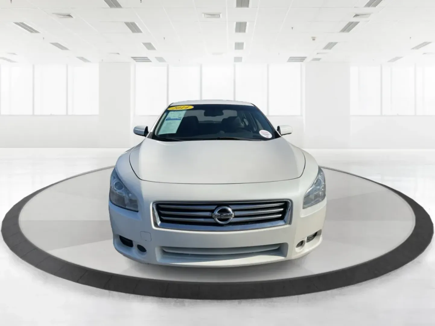 2014 Nissan Maxima 3.5 S (1N4AA5AP5EC) with an VQ 3.5L V-6 DOHC engine, located at 401 Woodman Dr, Riverside, OH, 45431, (937) 908-9800, 39.760899, -84.123421 - **Experience Comfort and Style with the 2014 Nissan Maxima-Your Ideal Sedan for Everyday Adventures!**<br /> <br /> Are you looking for a reliable sedan that combines luxury, performance, and practicality? The 2014 Nissan Maxima, available now at Advantage Car and Credit in Fairborn, OH, is the perf - Photo#7