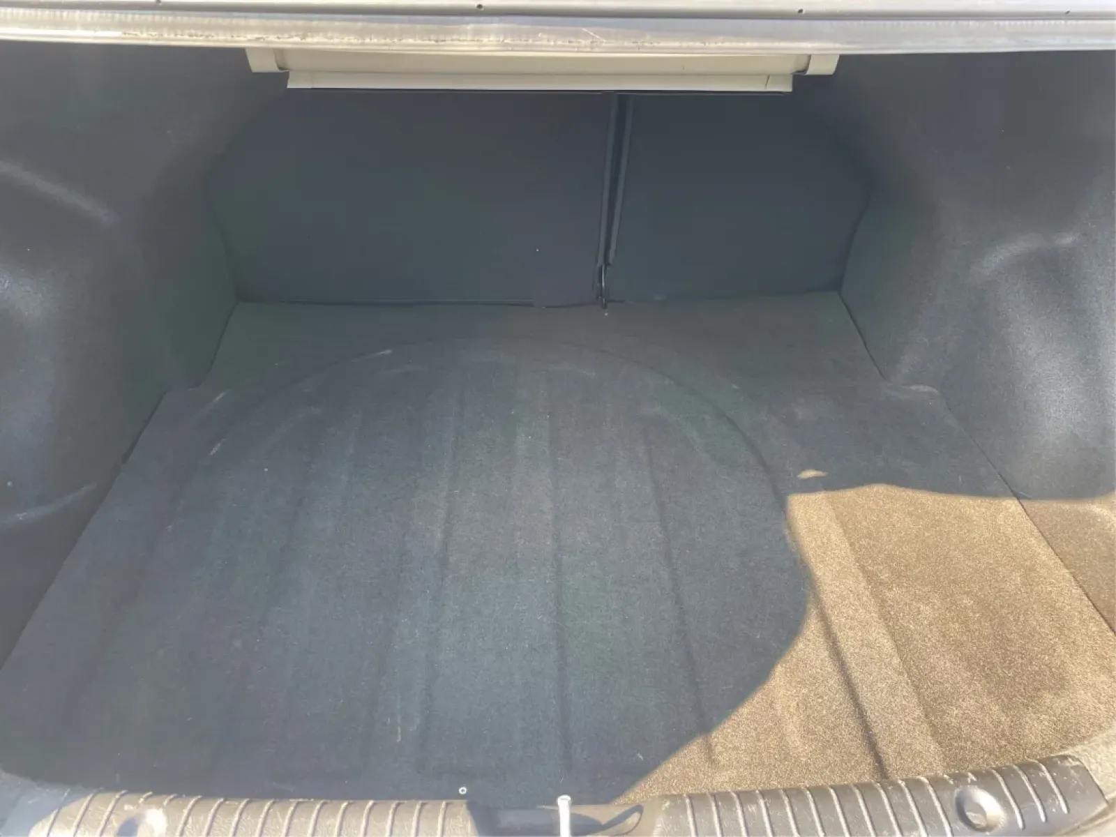 2017 Hyundai Accent SE 4-Door 6A (KMHCT4AE7HU) with an 1.6L L4 DOHC 16V engine, 6-Speed Automatic transmission, located at 401 Woodman Dr, Riverside, OH, 45431, (937) 908-9800, 39.760899, -84.123421 - Are you searching for a reliable, budget-friendly vehicle that accommodates your busy lifestyle? Look no further than Advantage Car and Credit in Fairborn, OH! We specialize in providing top-notch used vehicles with flexible financing options tailored to fit your needs. Our 2017 Hyundai Accent SE is - Photo#12
