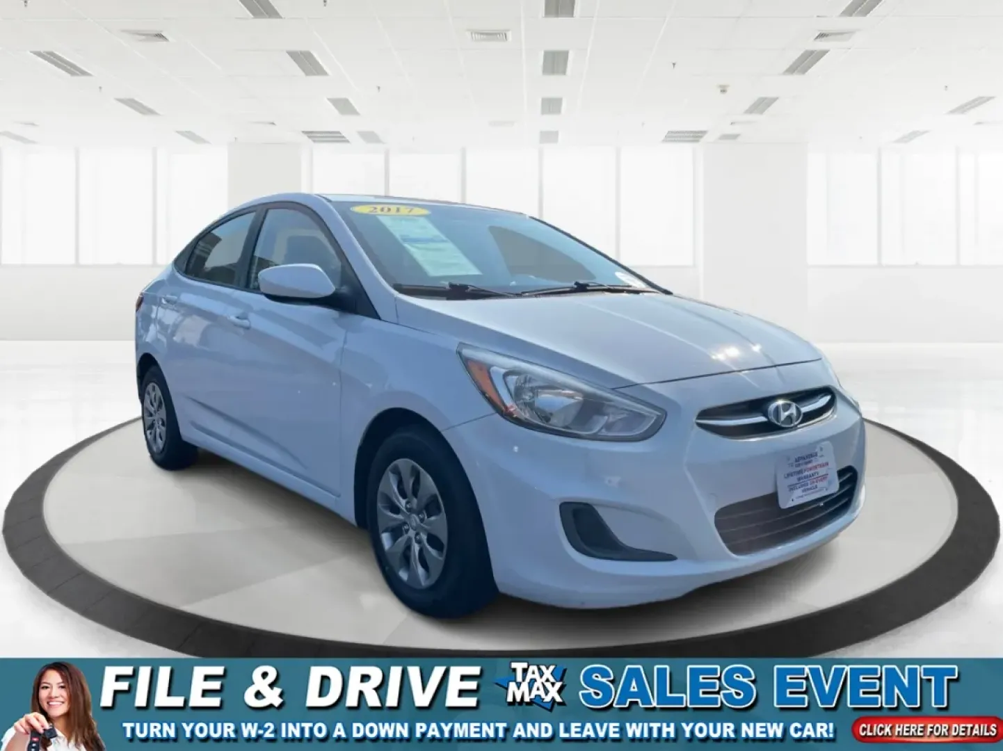 2017 Hyundai Accent SE 4-Door 6A (KMHCT4AE7HU) with an 1.6L L4 DOHC 16V engine, 6-Speed Automatic transmission, located at 1099 N County Rd 25A , Troy, OH, 45373, (937) 908-9800, 40.057079, -84.212883 - Are you searching for a reliable, budget-friendly vehicle that accommodates your busy lifestyle? Look no further than Advantage Car and Credit in Fairborn, OH! We specialize in providing top-notch used vehicles with flexible financing options tailored to fit your needs. Our 2017 Hyundai Accent SE is - Photo#0