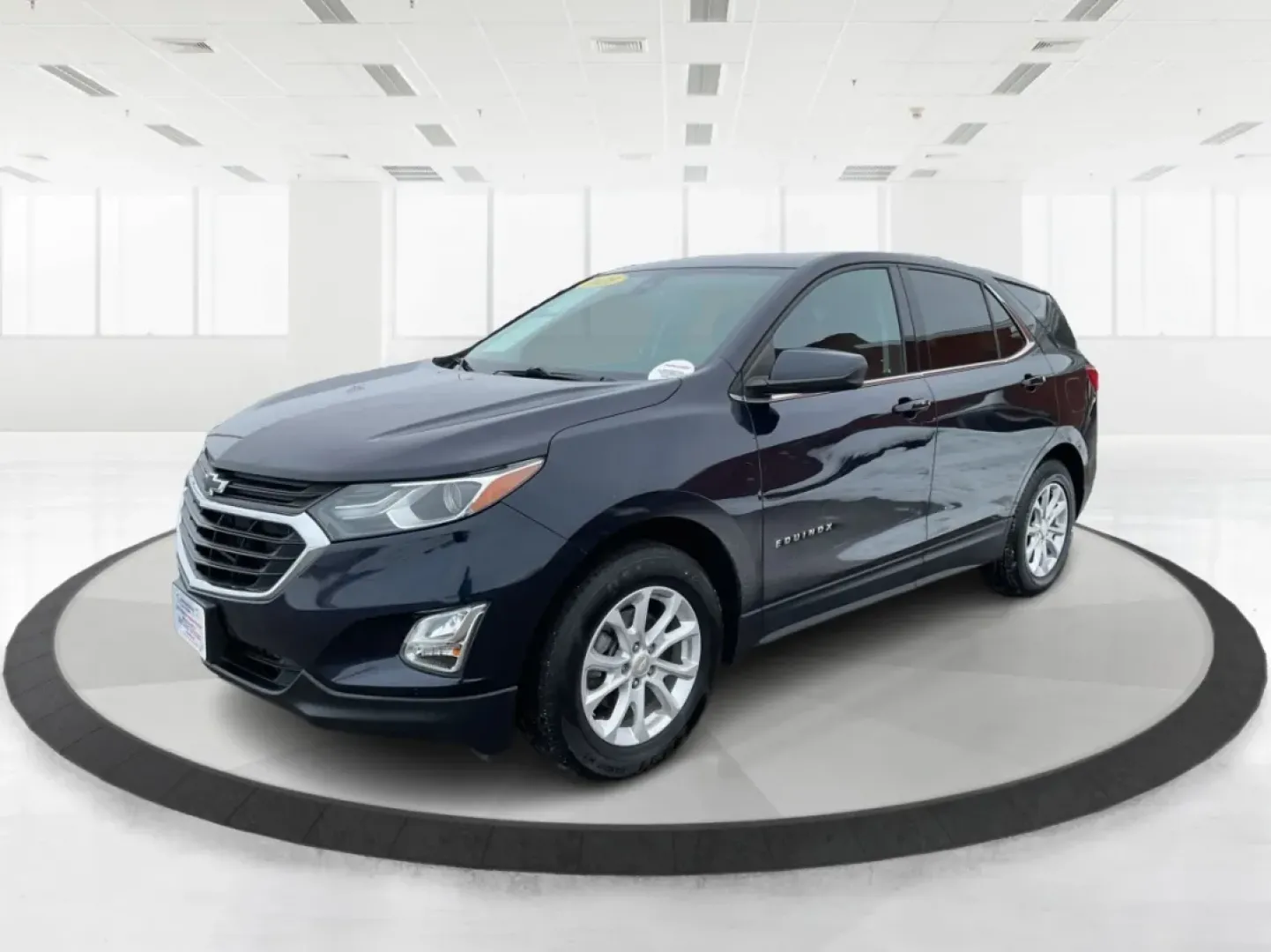 2020 Chevrolet Equinox FWD LT 1.5L Turbo (3GNAXKEV3LS) with an 1.5L I-4 gasoline direct injection engine, 6A transmission, located at 880 E. National Road, Vandalia, OH, 45377, (937) 908-9800, 39.891918, -84.183594 - Picture your next week: a smooth I75 commute, school drop-offs with room for backpacks and groceries, and an easy weekend escape to the National Museum of the U.S. Air Force-without driving something bulky or hard on fuel. This 2020 Chevrolet Equinox LT is the kind of practical, comfortable SUV that - Photo#8