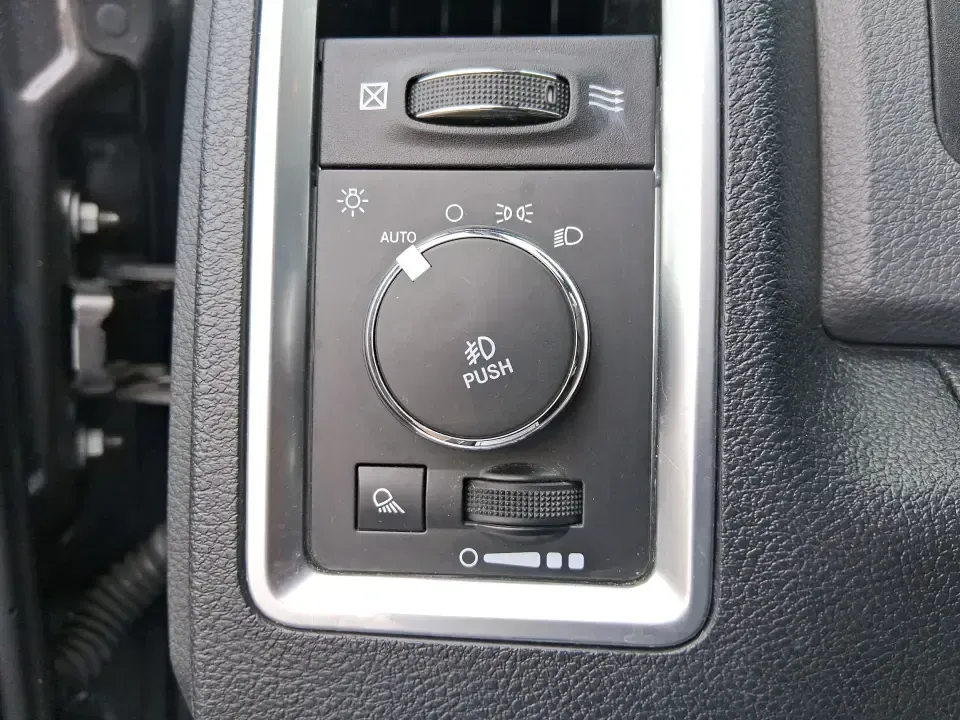 2016 Ram 1500 Big Horn (3C6RR7LT8GG) with an 5.7L V8 OHV 16V engine, 6A transmission, located at 4508 South Dixie Dr, Moraine, OH, 45439, (937) 908-9800, 39.689976, -84.218452 - Picture your next Saturday: you've got the boat hitched up, the cooler packed, and the whole crew riding comfortably to Caesar Creek-then Monday morning it's back to the commute with confidence in any Ohio weather. This 2016 Ram 1500 Big Horn Crew Cab 4WD is built for real life in Moraine: hauling, - Photo#16