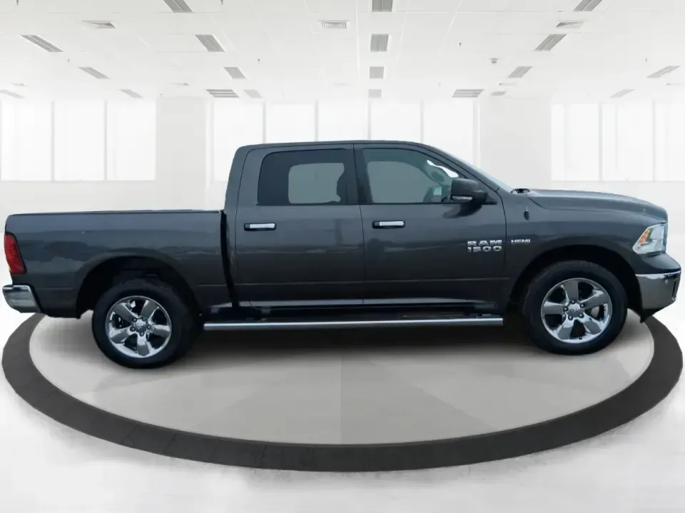 2016 Ram 1500 Big Horn (3C6RR7LT8GG) with an 5.7L V8 OHV 16V engine, 6A transmission, located at 1230 East Main St, Xenia, OH, 45385, (937) 908-9800, 39.688026, -83.910172 - Picture your next Saturday: you've got the boat hitched up, the cooler packed, and the whole crew riding comfortably to Caesar Creek-then Monday morning it's back to the commute with confidence in any Ohio weather. This 2016 Ram 1500 Big Horn Crew Cab 4WD is built for real life in Moraine: hauling, - Photo#1