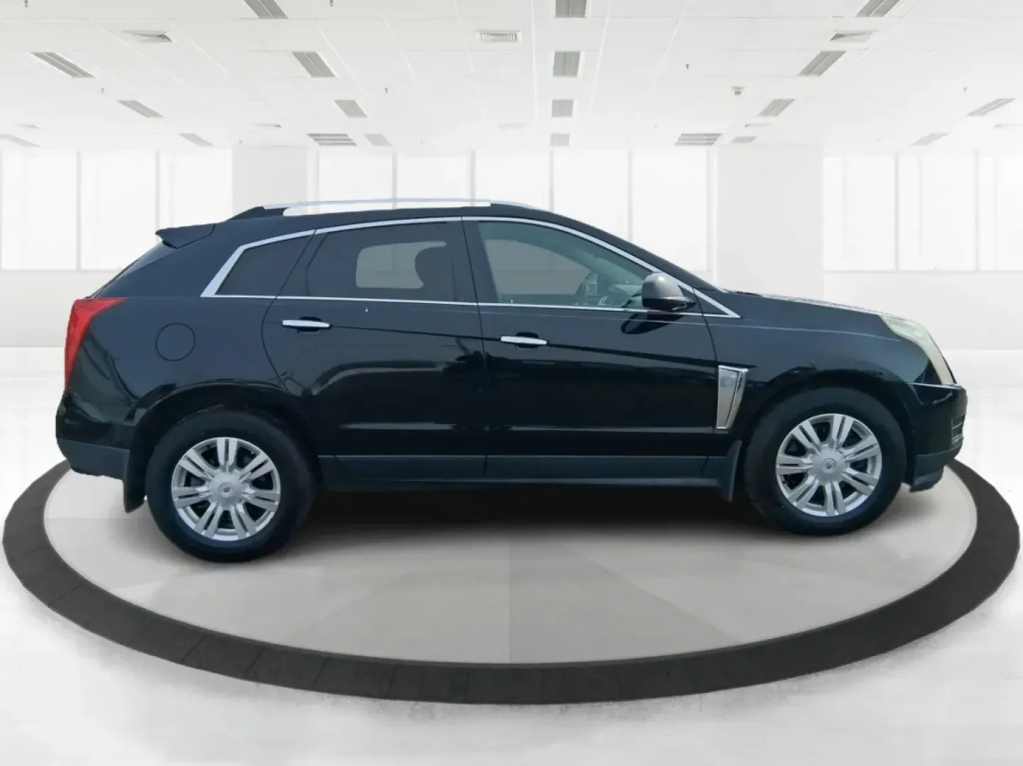 2016 Cadillac SRX Luxury Collection (3GYFNEE32GS) with an 3.6L V-6 gasoline direct injection engine, located at 1099 N County Rd 25A , Troy, OH, 45373, (937) 908-9800, 40.057079, -84.212883 - Picture your next road trip starting in Troy and rolling out past the Great Miami River Trail with everyone comfortable, connected, and confident-no cramped seats, no noisy ride, just smooth power and premium Cadillac style. This 2016 Cadillac SRX Luxury Collection is the kind of SUV that fits real - Photo#1