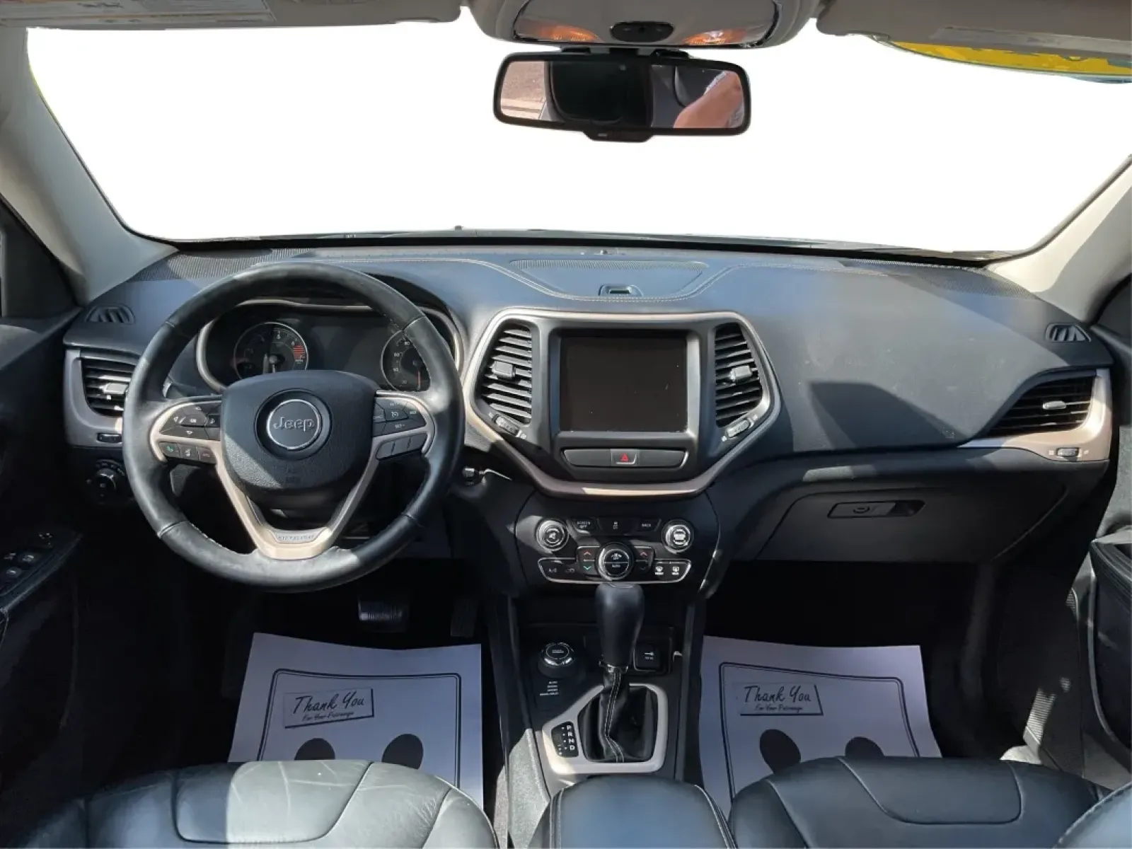 2017 Jeep Cherokee Limited 4x4 (1C4PJMDB5HW) with an Other engine, located at 1230 East Main St, Xenia, OH, 45385, (937) 908-9800, 39.688026, -83.910172 - **Adventure Awaits with the 2017 Jeep Cherokee Limited 4x4: Your Perfect Family Crossover!**<br /> <br /> Discover the ultimate blend of style, comfort, and performance with the 2017 Jeep Cherokee Limited 4x4, available now at Advantage Car and Credit in Fairborn, OH. This vehicle is designed for th - Photo#21