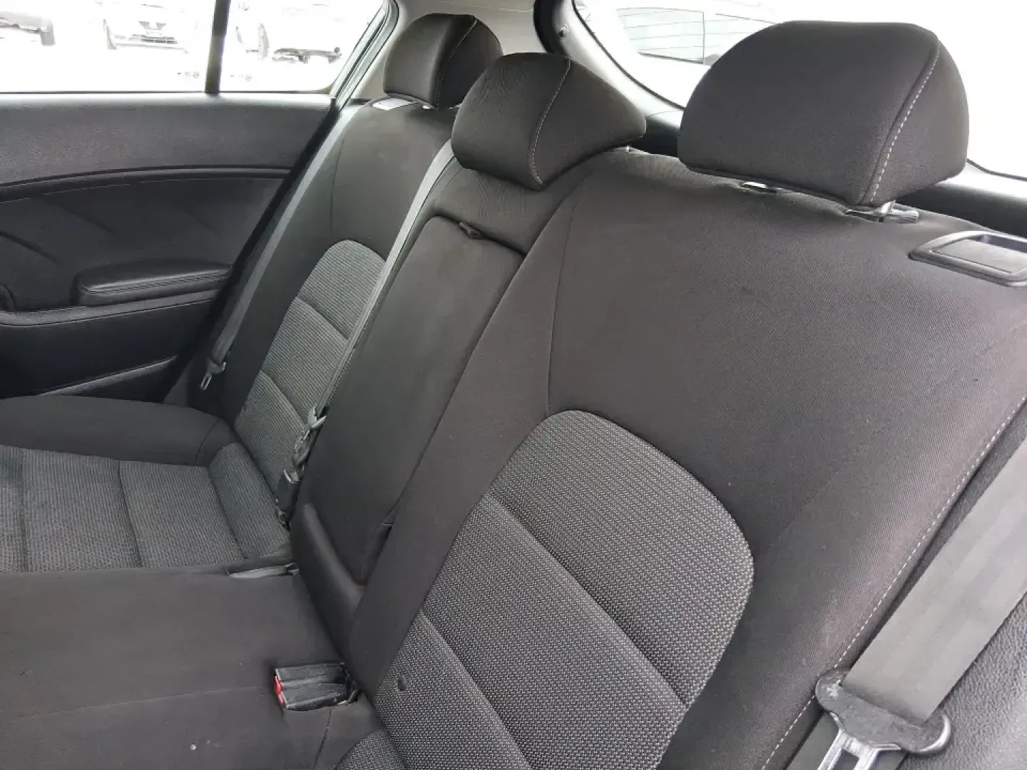 2018 Kia Forte LX (KNAFK5A89J5) with an 2L I-4 DOHC engine, 6A transmission, located at 8750 N County Rd 25A, Piqua, OH, 45356, (937) 908-9800, 40.164391, -84.232513 - Need a smart, budget-friendly ride that can handle daily commutes to Dayton, quick grocery runs, and spontaneous weekend trips without feeling cramped? This 2018 Kia Forte LX Hatchback in Gravity Blue is built for real-life driving in and around New Carlisle-easy to park, efficient to live with, and - Photo#10