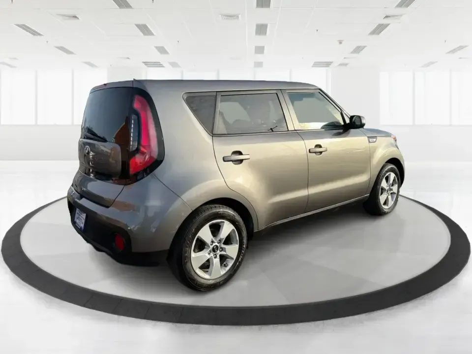 2018 Kia Soul Base (KNDJN2A22J7) with an 1.6L L4 DOHC 16V engine, 6M transmission, located at 880 E. National Road, Vandalia, OH, 45377, (937) 908-9800, 39.891918, -84.183594 - Need a practical daily driver that can handle the school run, the work commute, and spontaneous weekend trips without draining your budget? This 2018 Kia Soul Base in sleek Gray is the kind of easy-to-live-with hatchback that fits real life in Fairborn-roomy for friends or family, simple to park dow - Photo#2