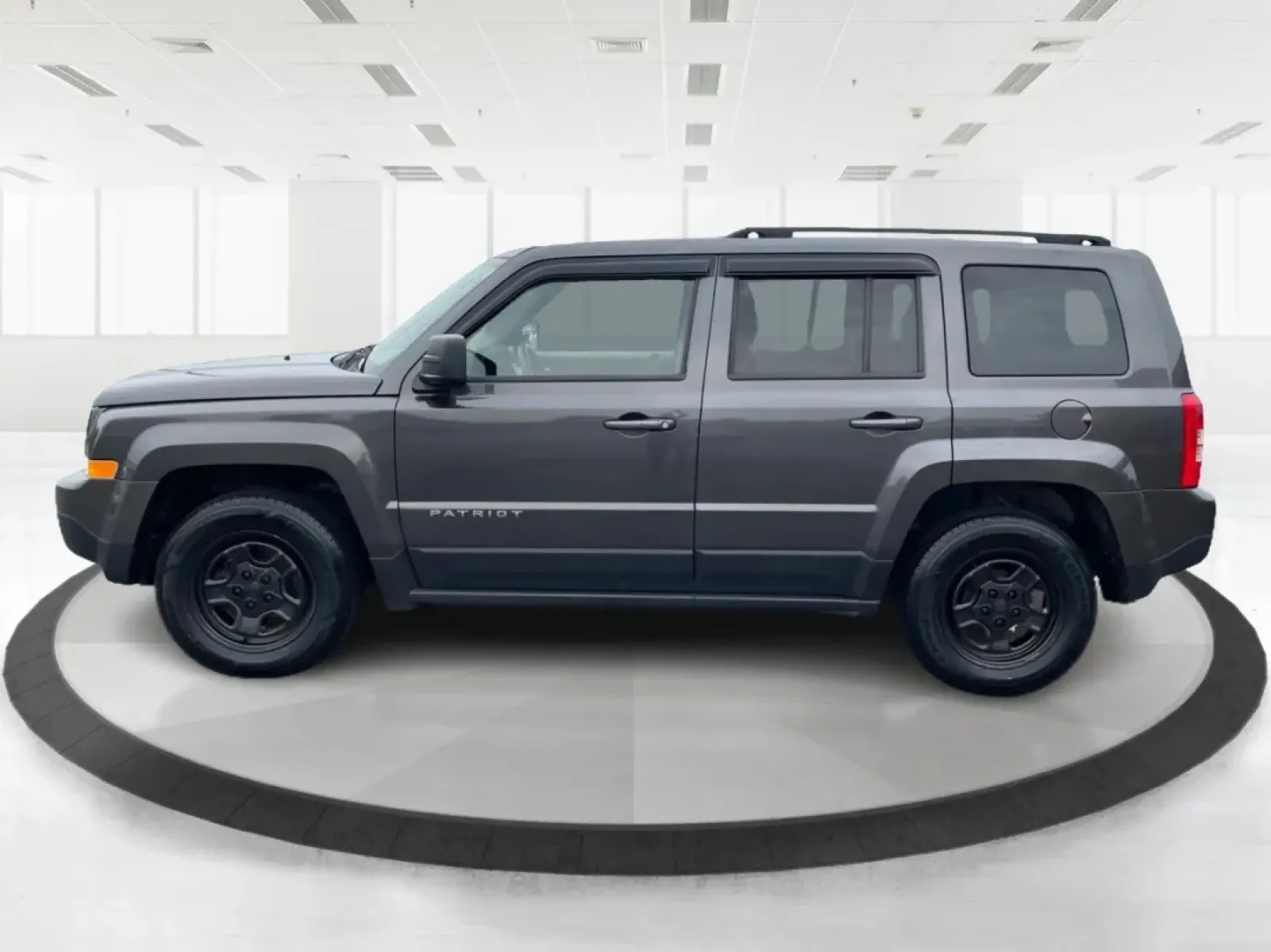 2016 Jeep Patriot Sport (1C4NJPBAXGD) with an Other engine, located at 401 Woodman Dr, Riverside, OH, 45431, (937) 908-9800, 39.760899, -84.123421 - **Explore New Adventures with the 2016 Jeep Patriot Sport SUV at Advantage Car and Credit in Fairborn, OH!**<br /> <br /> Are you ready to elevate your lifestyle with a vehicle that complements your adventurous spirit? Whether you're navigating the bustling streets of Fairborn or hitting the trails - Photo#5